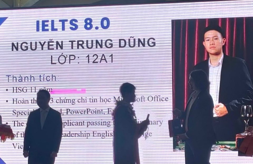 SBS GI- Trao học bổng FEDERATION UNIVERSITY